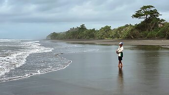 Wide Sands Beach Retreat