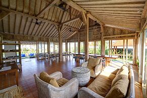 Wide Sands Beach Retreat