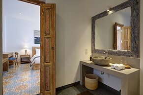 Wide Sands Beach Retreat