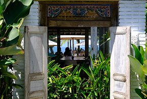 Wide Sands Beach Retreat