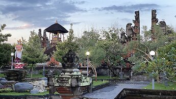 Wide Sands Beach Retreat