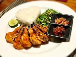 Wide Sands Beach Retreat