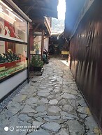 Sirince Gargamelin Evi