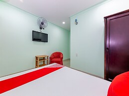 OYO 898 Phuong Thao Hotel