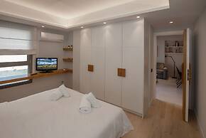 Acropolis Golden Suites by GHH
