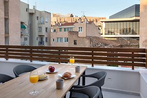 Acropolis Golden Suites by GHH