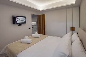 Acropolis Golden Suites by GHH