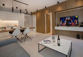 Acropolis Golden Suites by GHH
