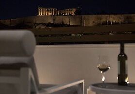 Acropolis Golden Suites by GHH