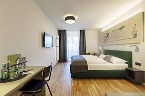 JUFA Hotel Laterns - Klangholzhus