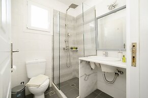 Oniropetra Apartaments