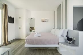 Oniropetra Apartaments