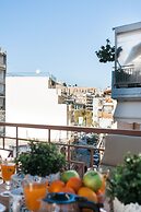 Nephiria's Boho House with Acropolis View