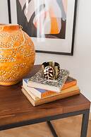 Nephiria's Boho House with Acropolis View