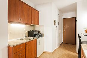 Nephiria's Boho House with Acropolis View