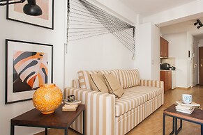 Nephiria's Boho House with Acropolis View