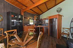 Taylors Bay Cottage
