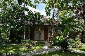 Chibu Riverside Cottages and Dorm