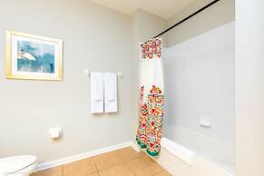 Gorgeous Vista Cay Condo, Next to Resort Clubhouse