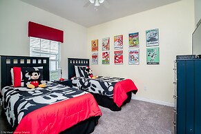 Stunning Lakeview Townhome w/ Private Pool!