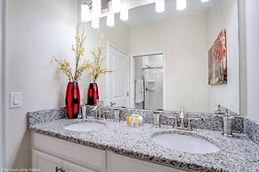 Stunning Lakeview Townhome w/ Private Pool!