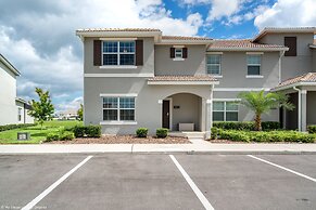 Stunning Lakeview Townhome w/ Private Pool!