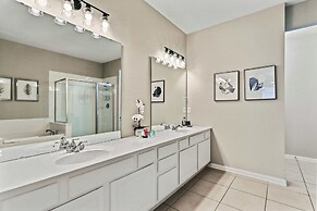 Cozy Vista Cay Condo! Free Resort Access