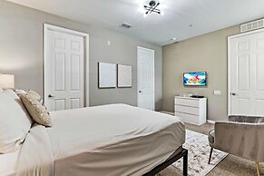 Cozy Vista Cay Condo! Free Resort Access