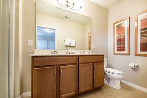 Pool Home, 11 mi to Disney! Free Water Park