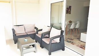 Beautiful Sea View Apartment