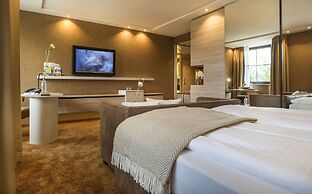 Land  & Golf Hotel Stromberg