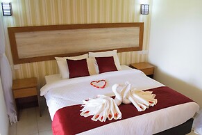 Starling Bird Resort