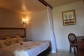 Starling Bird Resort