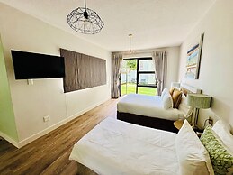 Little Forest Garden Retreat Guesthouse