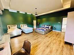 Little Forest Garden Retreat Guesthouse