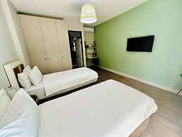 Little Forest Garden Retreat Guesthouse