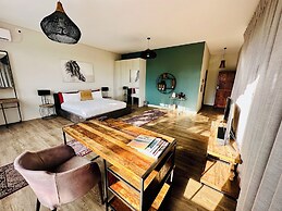 Little Forest Garden Retreat Guesthouse