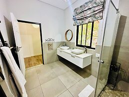 Little Forest Garden Retreat Guesthouse