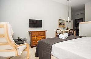 Xenia Ionis Luxury Concept Apartments