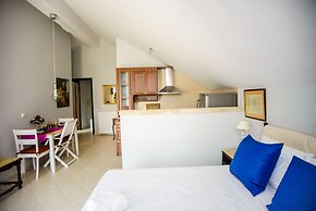 Xenia Ionis Luxury Concept Apartments