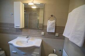 Loggos view apartments