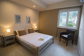 Loggos view apartments