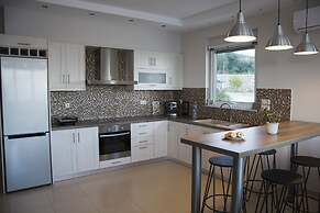 Loggos view apartments