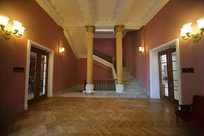 Legends Tskaltubo Spa Resort