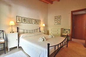 Apartment Bardino with Pool