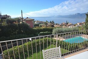 Apartment Bardino with Pool