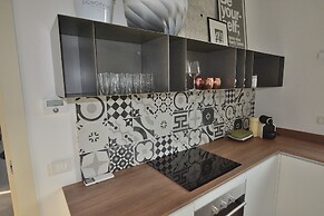 Apartment Berengario With Pool