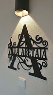 Villa Abetaia With Pool And Lake View