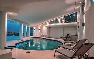 Villa Abetaia With Pool And Lake View