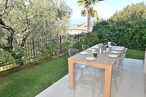 Villa Lisi With Pool